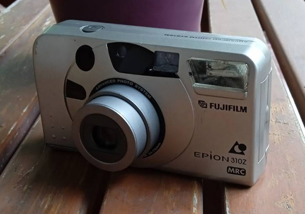 กล้อง FUJIFILM รุ่น EPiON 310ZFujinon Zoom ขนาด 24-70 mm. บอดี้ยังสวยตามรูป ถ่ายจากของจริง