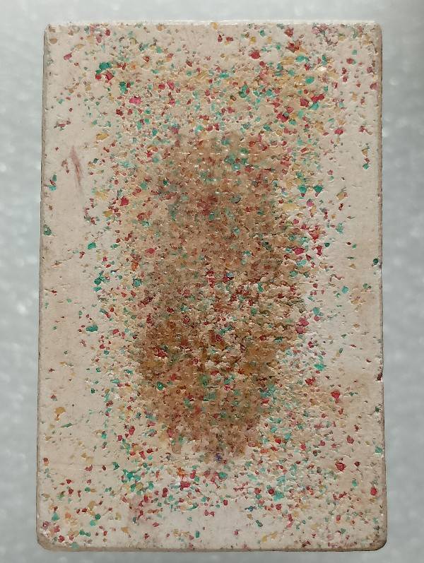 พระสมเด็จแหวกม่าน เนื้อผง ผสมเม็ดพระธาตุ ลูกปัด 