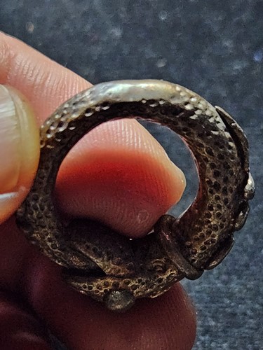 วัดกระเปา (วัดโกศาวาส ) จ.สุราษฎร์ธานี แหวนงูกินหาง พ่อท่านรัช  ปี2537