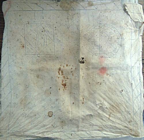 ผ้ายันต์เขียนมือเก่า