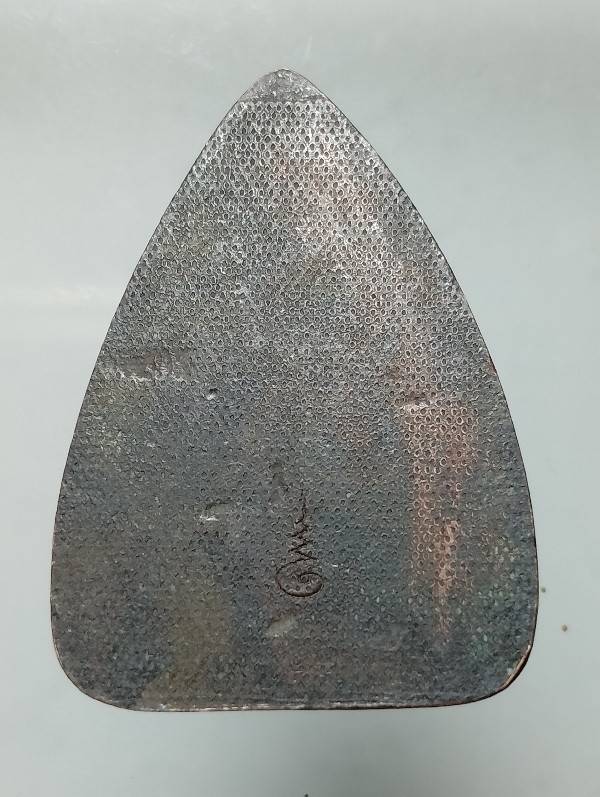 พระพุทธฐานโต๊ะ หลังยันต์อุ ไม่ทราบที่ 