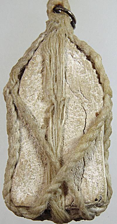 พระยอดขุนพล ซุ้มเรือนแก้ว เนื้อผง