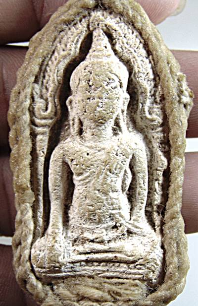 พระยอดขุนพล ซุ้มเรือนแก้ว เนื้อผง