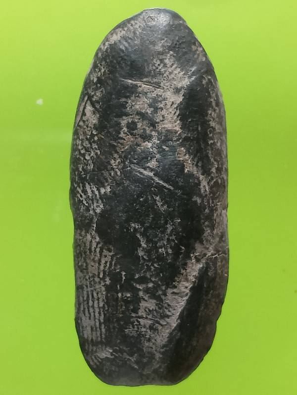 พระเปิดโลก เนื้อผงใบลาน 