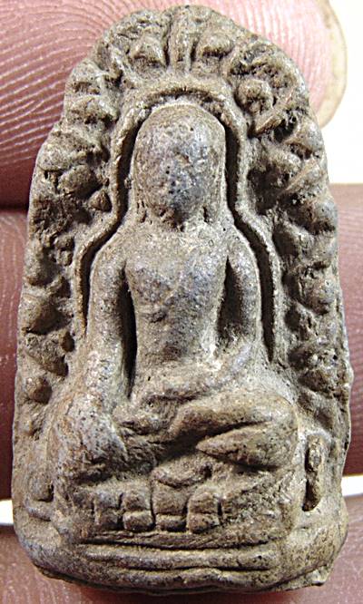 พระลือ ลำพูน
