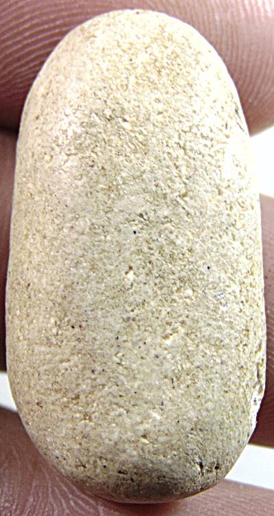 พระยืนวันทา เนื้อผง