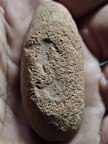 พระขุนแผนไข่ผ่าซีก 