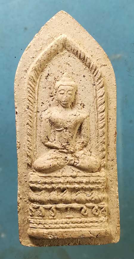 พระผง ไม่ทราบที่ (สูงประมาณ 2นิ้ว)