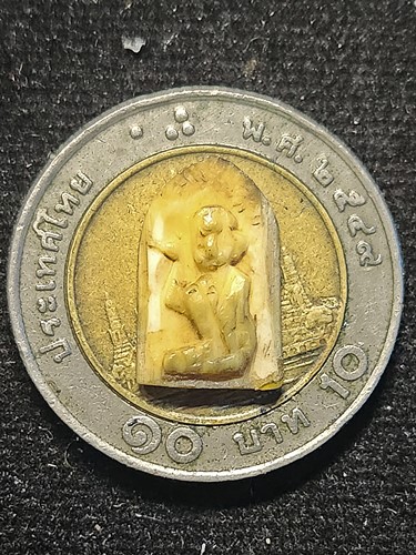 นางกวักงาแกะ