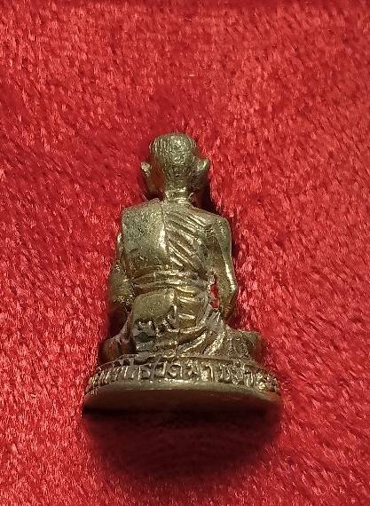 รูปหล่อลอยองค์หลวงพ่อชื่น งานปิดทองฝังลูกนิมิตวัดมาบข่า ระยอง + กล่อง ปี๓๙ 