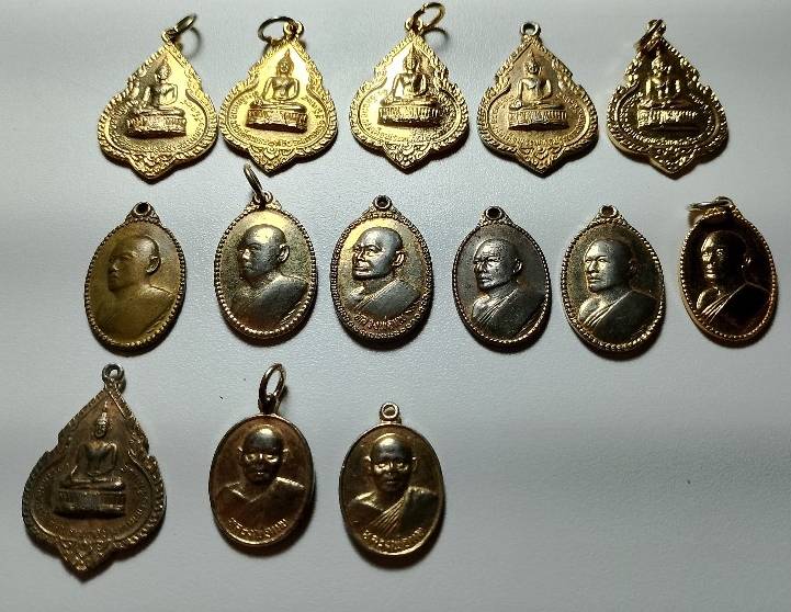 เหรียญรวมหลวงพ่อแพ วัดพิกุลทอง สิงห์บุรี  14 เหรียญ
