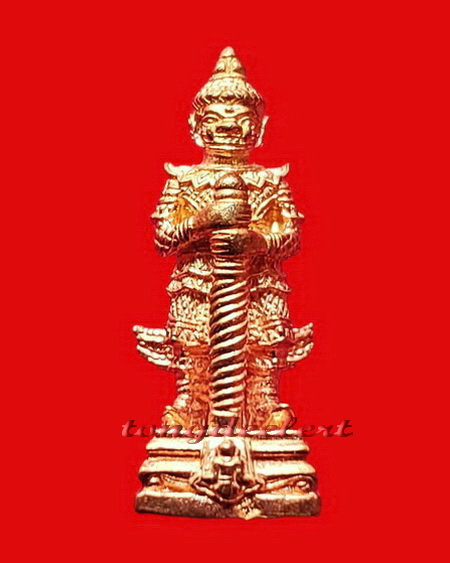 รูปหล่อท้าวเวสสุวรรณ พระอาจารย์อิฏฐ์ วัดจุฬามณี จ.สุมทรสงคราม สวยมากค่ะ