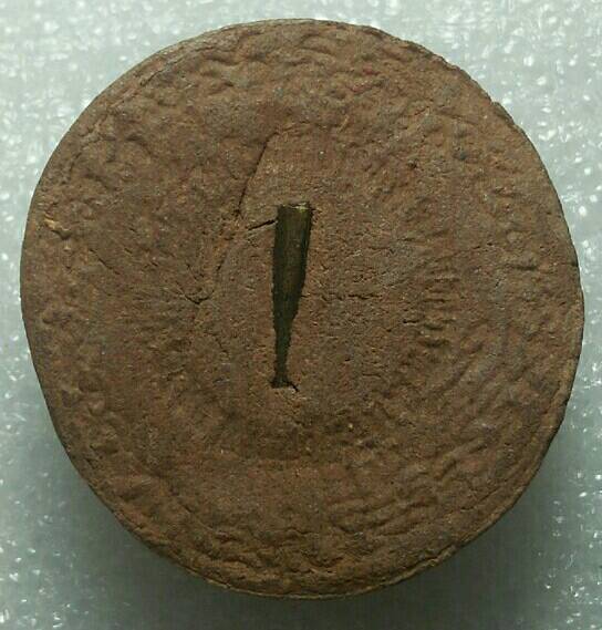 นกคุ้ม มารุมทรัพย์ วัดบ้านใหม่ศรีสุข นครราชสีมา ฝังตะกรุด 1 ดอก 