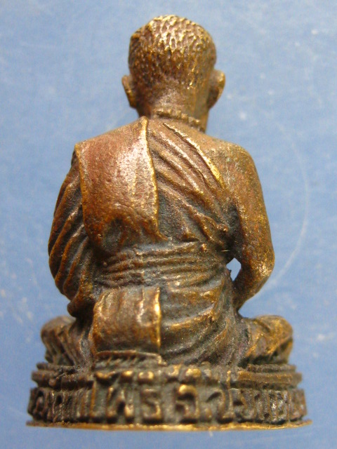 รูปหล่อ หลวงพ่อน้อย วัดทุ่งโพธิ์ ชัยนาท