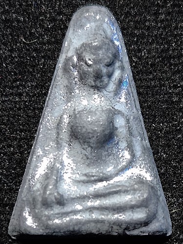 วัดพระศรีรัตนมหาธาตุ จ.สุพรรณบุรี พระสุพรรณยอดโถ   ปี2533 เนื้อชิน   ผสมชนวนพระกรุเก่า