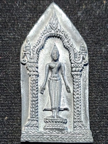 วัดมหาธาตุ เพชรบุรี พระพิมพ์เปิดโลก พิธีมหาพุทธาภิเษกปี 35 เนื้อชินเงิน