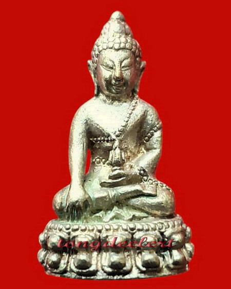 พระกริ่งวัดถ้ำเขาน้อย จ.กาญจนบุรี รุ่นมหาเศรษฐี  เนื้อเงิน หายาก สวยมากค่ะ