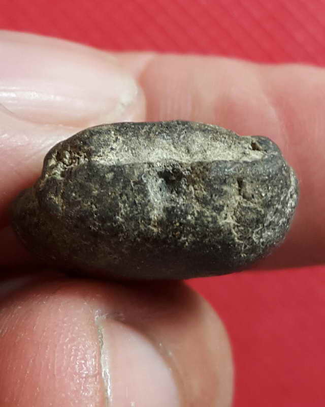 พระพิมพ์เม็ดบัว หลวงพ่อทองดี วัดไทรเหนอ นครสวรรค์ ยุคแรกๆ (เคาะเดียวแดง)