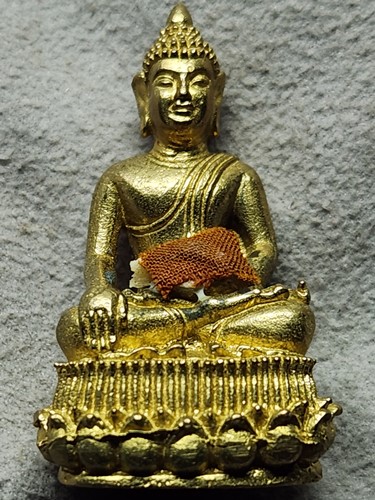วัดทุ่งสีทอง เชียงใหม่ พระกริ่งมหาสิทธิโชคล้านนา รุ่นสร้างวิหารวัดทุ่งสีทอง  2559