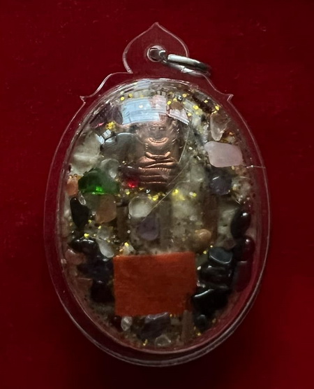 ล็อกเก็ต จัมโบ้ รูปไข่ ปางประทานพร เสาร์ 5 ปี 39 หลวงปู่สรวง เทวดาเดินดิน ด้านหลังอุดของวิเศษ