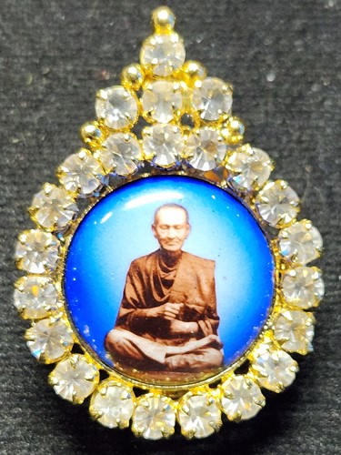 วัดอินทรวิหาร กทม  ล็อคเก็ตเข็มกลัด สมเด็จโต มูลนิธิสมเด็จพระพุฒาจารย์