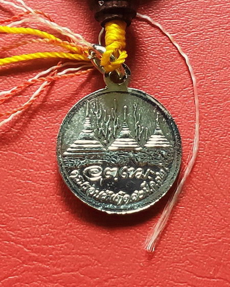 ประคำไม้ หลวงพ่ออุตตมะ วัดวังก์วิเวการาม จ.กาญจนบุรี สวยมากค่ะ