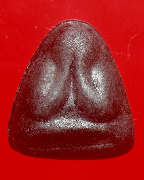 พระปิดตารุ่นกะลาใหญ่ เสาร์ 5 หลวงพ่อแก้ว วัดเครือวัลย์ ชลบุรี