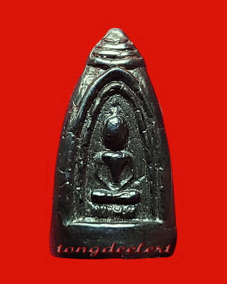 พระพรหมสามหน้า หลวงพ่อขัน วัดสระตะโก จ.ราชบุรี เนื้อเมฆพัตร ปี 2472 สวยมากค่ะ