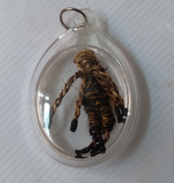 หุ่นพยนต์เลี่ยมกรอบพลาสติก