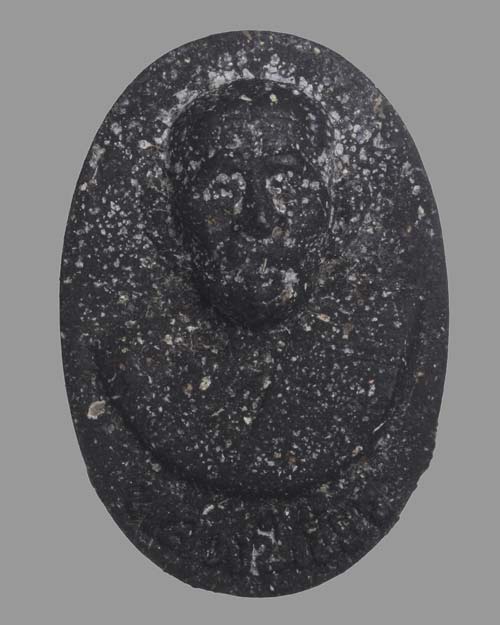 พระเนื้อว่านรุ่นแรก สร้างอุโบสถ พระรูปเหมือนหลวงปู่เขียว อินทมุนี วัดหรงบน ปี 2540