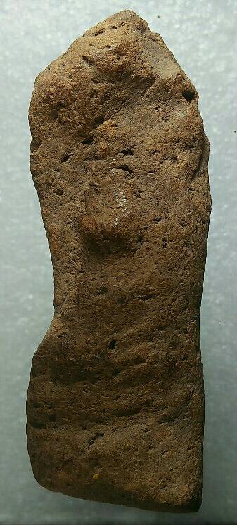 พระเนื้อดิน สูง 6 เซนฯ ไม่ทราบที่ 