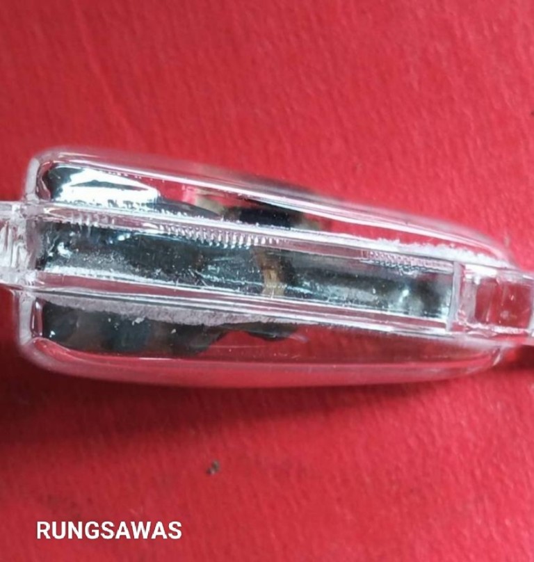 หลวงพ่อดำ วัดกุฏิ พิมพ์สองหน้า หายาก เนื้อตะกั่ว ฝังเขี้ยวหมาป่า ปราจีนบุรี เก่ายุคต้น ๆ