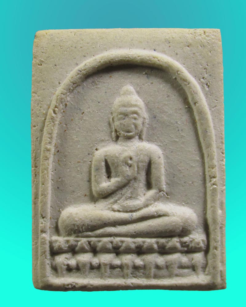 พระพุทธนวมินทรมหาจักรี จัดสร้างโดยกองทัพอากาศ ปี 2530