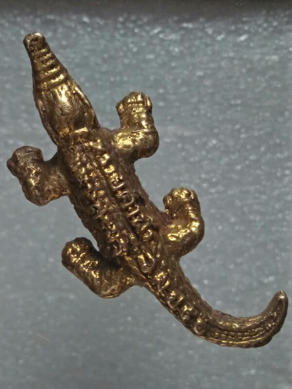 จระเข้ รวยค้ำฟ้า มหาเศษรฐี วัดปราณบุรี  จ.ประจวบฯ ปี๕๐ 