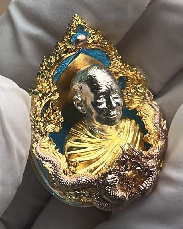 หลวงปู่จื่อ หลวงปู่จือ วัดเขาตาเงาะ ชัยภูมิ งานพุทธศิลป์ ชุดกรรมการ เนื้อ 3 K ลงยาฟ้า