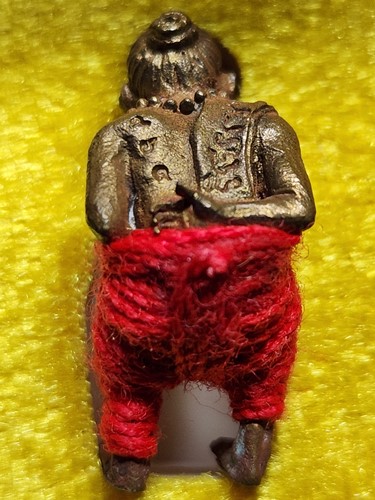 วัดหนองไข่นก อุบลราชธานี หุ่นพยนต์ปู่ตา หลวงปู่กุน รุ่นแรก ปี 2559