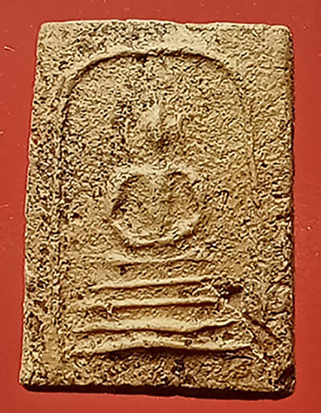 พระสมเด็จเนื้อดินครับ