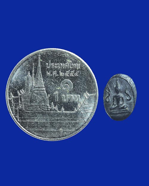 พระพิจิตรเม็ดข้าวเม่าข้างกนก หลวงพ่อทวี วัดโรงช้าง จ.พิจิตร