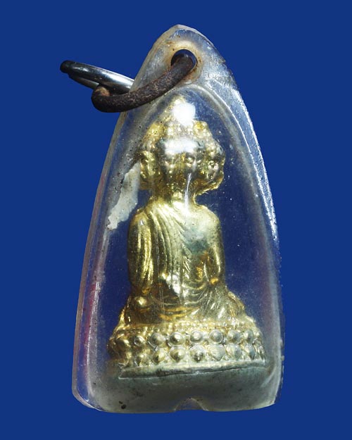 พระมหาเศรษฐีนวโกฐิ ลอยองค์