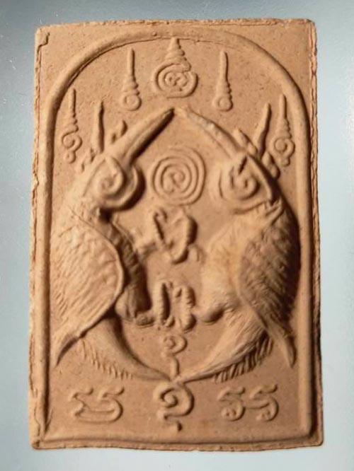 สาริกาคู่ ครูบากฤษณะ นครราชสีมา พุทธคุณเมตตา มหาเสน่ห์ มหาโภคทรัพย์