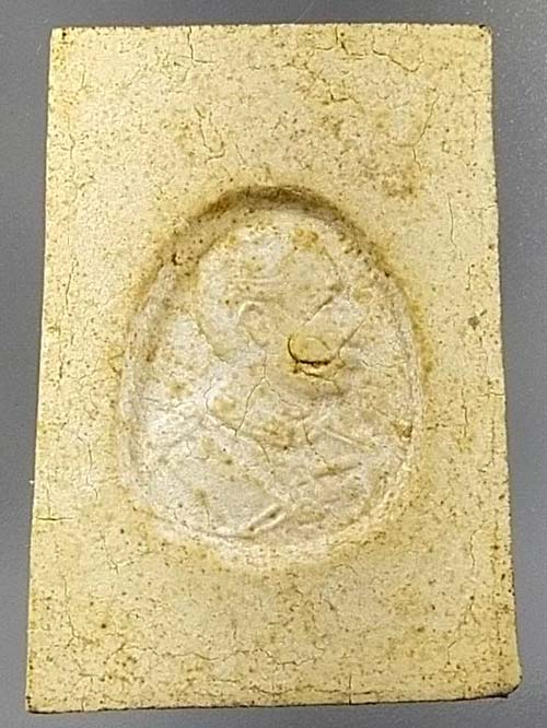 หลวงพ่อโสธร  เนื้อผงพุทธคุณ หลังรัชกาลที่ 5