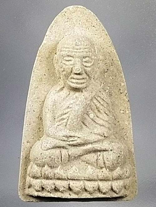 หลวงปู่ทวดหลังพระถังซัมจั๋ง หลวงปู่ครูบาครอง วัดท่ามะเกว๋น ลำปาง