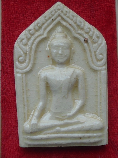 ขุนแผนเคลือบ หลวงปู่ทิม วัดพระขาว ปี2545 (1)