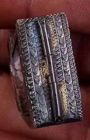 ตลับเงินใส่เสือพ่อวงศ์ รุ่น6