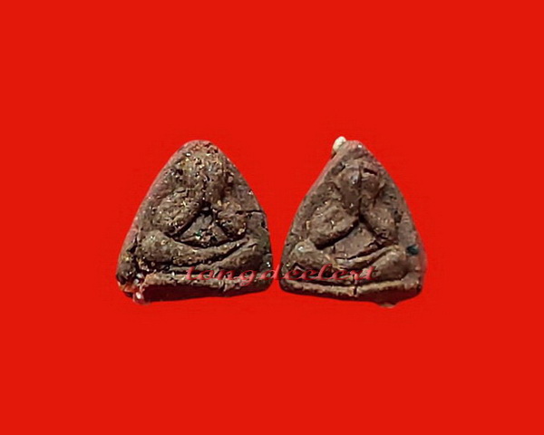 พระปิดตากิมจ๊อ หลวงพ่ออุตตมะ วัดวังก์วิเวการาม จ.กาญจนบุรี เนื้อว่าน พิมพ์จิ๋ว หายาก สวยมากค่ะ