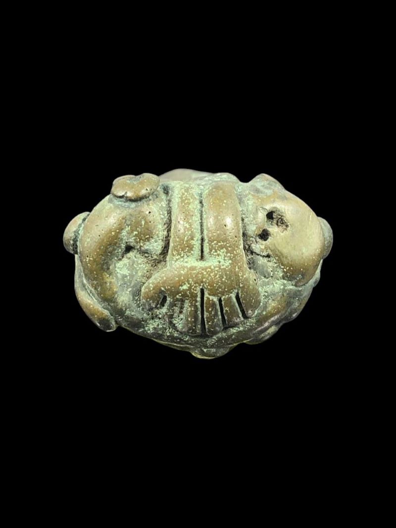 พระปิดตายันต์ยุ่ง เนื้อสัมฤทธิ์ สนิมโลหะได้อายุ เก่าสวย ไม่แพงครับเคาะเดียว