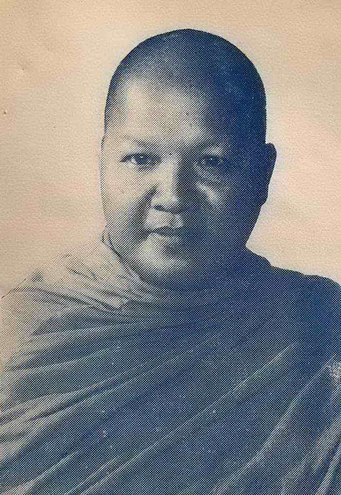 A7-เหรียญรุ่น 1 พระครู​สุขุม​ธรรม​โกศล​(บุญ​ชู​)  วัดโคกสะท้อน อ.ทุ่งสง จ.นครศรีธรรมราช ปี 2540