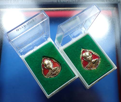 แพ็คคู่แท้ลงยาสวยกริ๊บเหรียญหลวงพ่อพุธ ฐานิโย ลงยาหลังพระพุทธโสธร*228