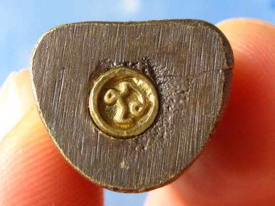 รูปหล่อ หลวงพ่อขาว วัดประสพ สุราษฎร์ธานี