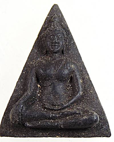 ๒๐ พระนางพญา วัดปากเพรียว สระบุรี
